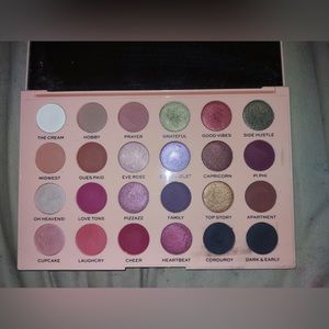 Revolution The Emily Edit The Wants Eyeshadow Palette